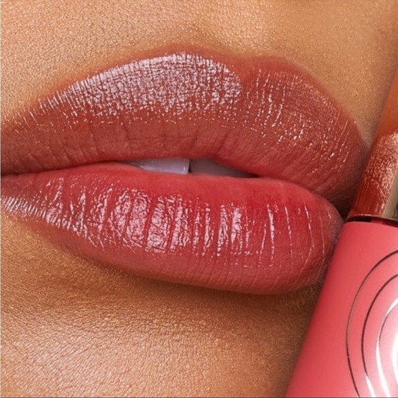 Charlotte Tilbury Tinted Love Lip & Cheek Tint - Picture 1 of 5